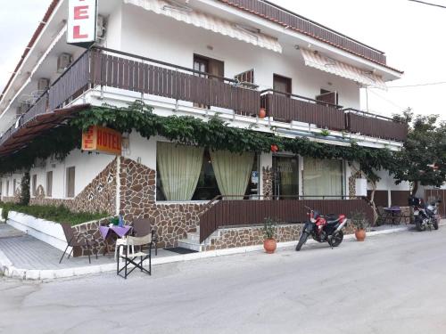 Nea Karvali Hotel | Hotel Paralia