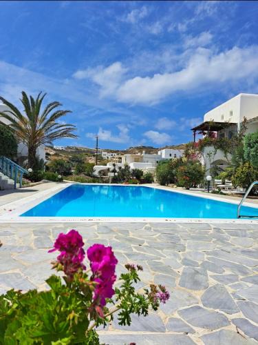 Ornos House | ILIOS COZY CYCLADIC POOLHOUSE MYKONOS with Security Guard
