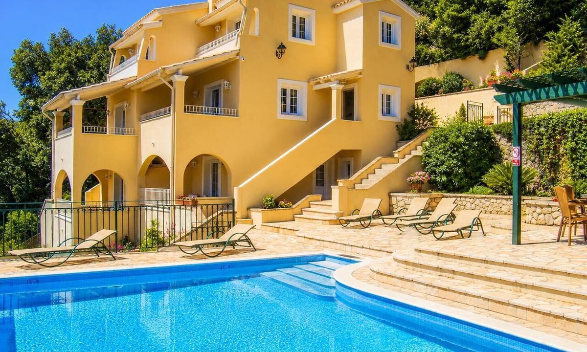Nisaki Villa | Ioannas House - Four Bedroom Villa, Sleeps 8