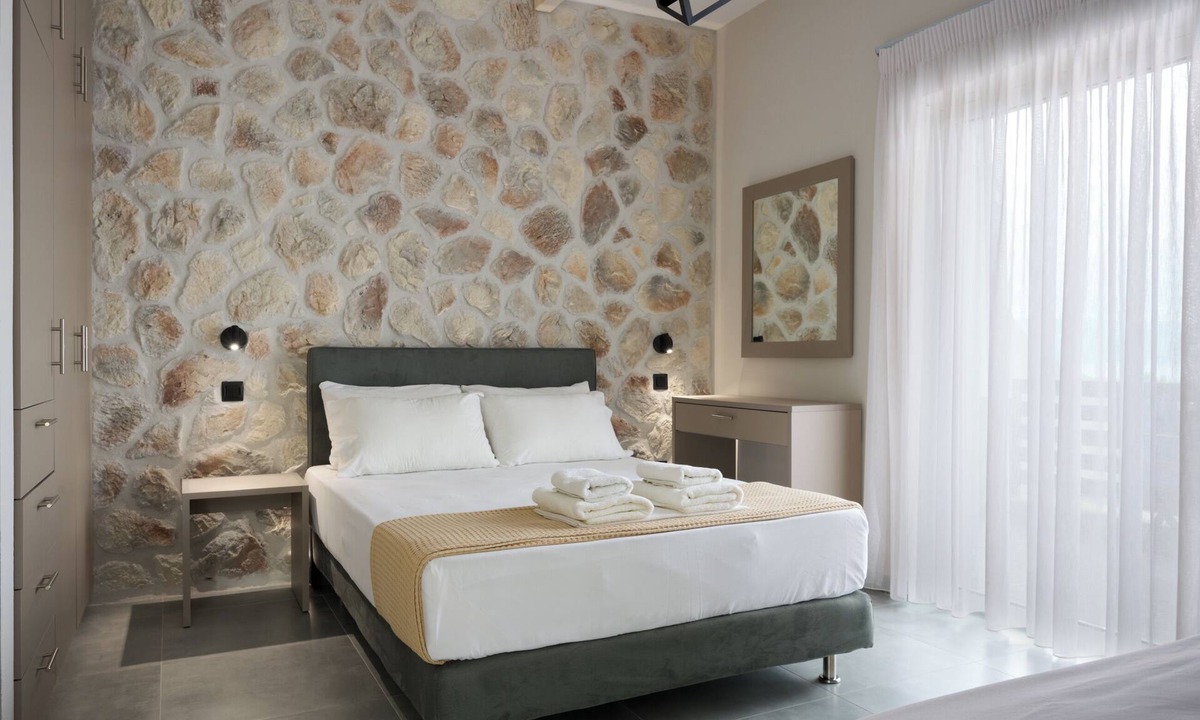 Pefki Hotel | Irene Studios