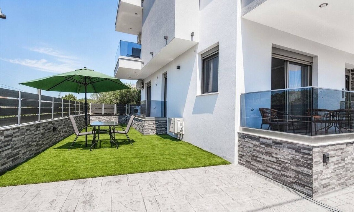 Nea Playia Apartment | Ireon Luxury Suites 1 by RentalsPro - Nea Plagia Halkidiki