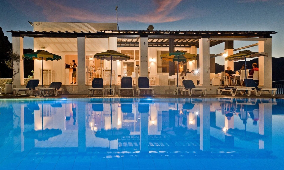 Karpathos Town Apartment | ISholidays Karpathos Family 2 rooms