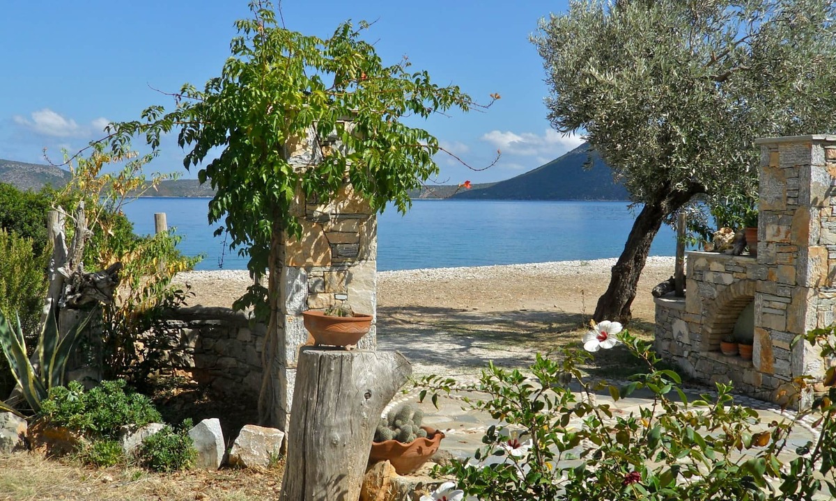 Steni Vala House | JASMINE - Flower Houses in Alonissos island
