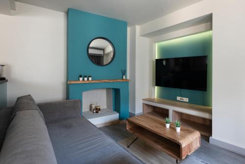 Kalamata Apartment | Kalamata Center Ground Floor 2BR Apt with Small Yard & 1Gbps Fiber