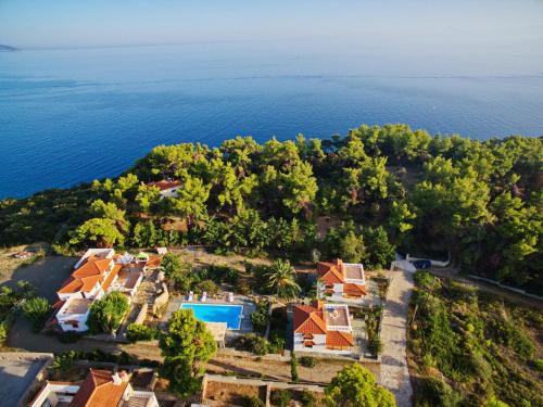 Votsi Villa | Kamelia Villas