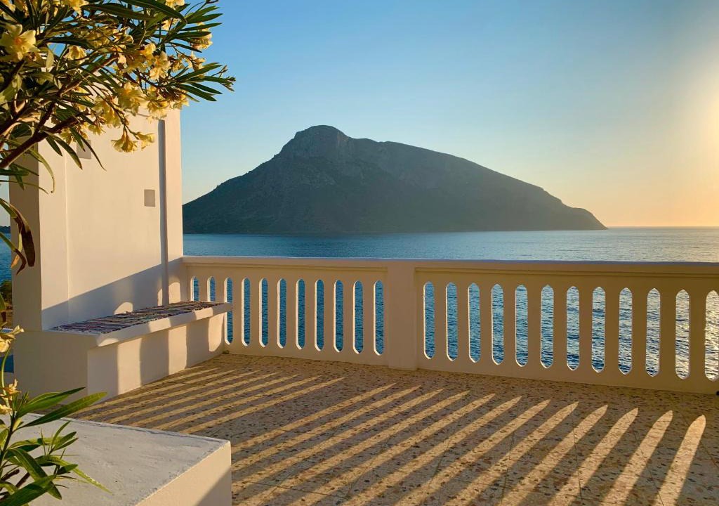 Kalymnos Villa | Kastelli Blu SEA - Luxury Waterfront Designer Villa