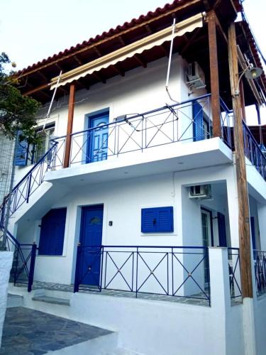 Korissia House | Kea Port House