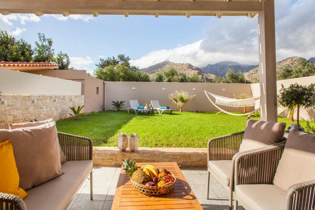 Koutsouras Villa | Konstantinos Villa