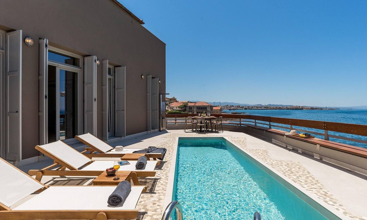 Halepa Villa | Kormoranos Waterfront Villa