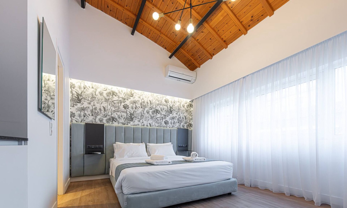 Ampelokipoi Bed & Breakfast | Kriel Suites by LIV Homes 302