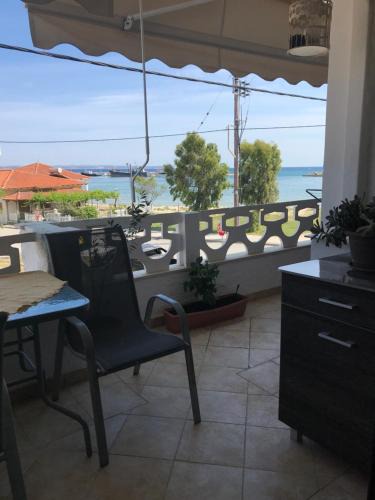 Nea Moudania Apartment | Kristinas apartments