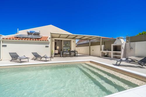 Sami Villa | La Villa Du Soleil