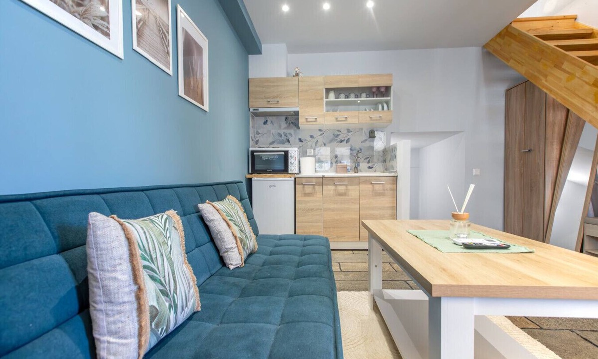 Kallithea Apartment | Loftnest by RentalsPro - Kallithea