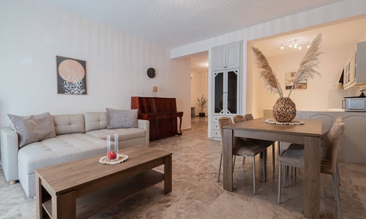 Nea Moudania Apartment | Lora House by RentalsPro - Nea Moudania