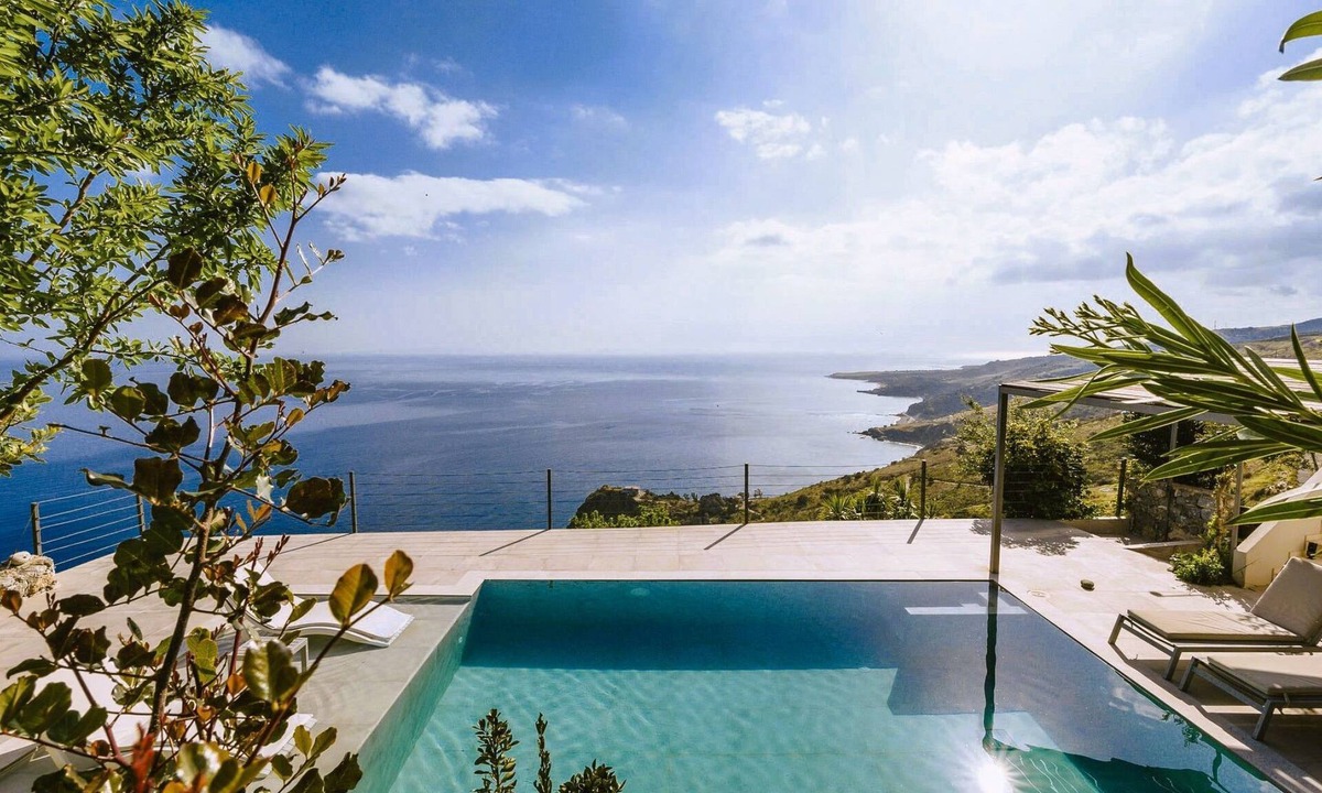Agios Vasileios House | Luxuriöse "Villa Spyros" mit Meerblick by Interhome