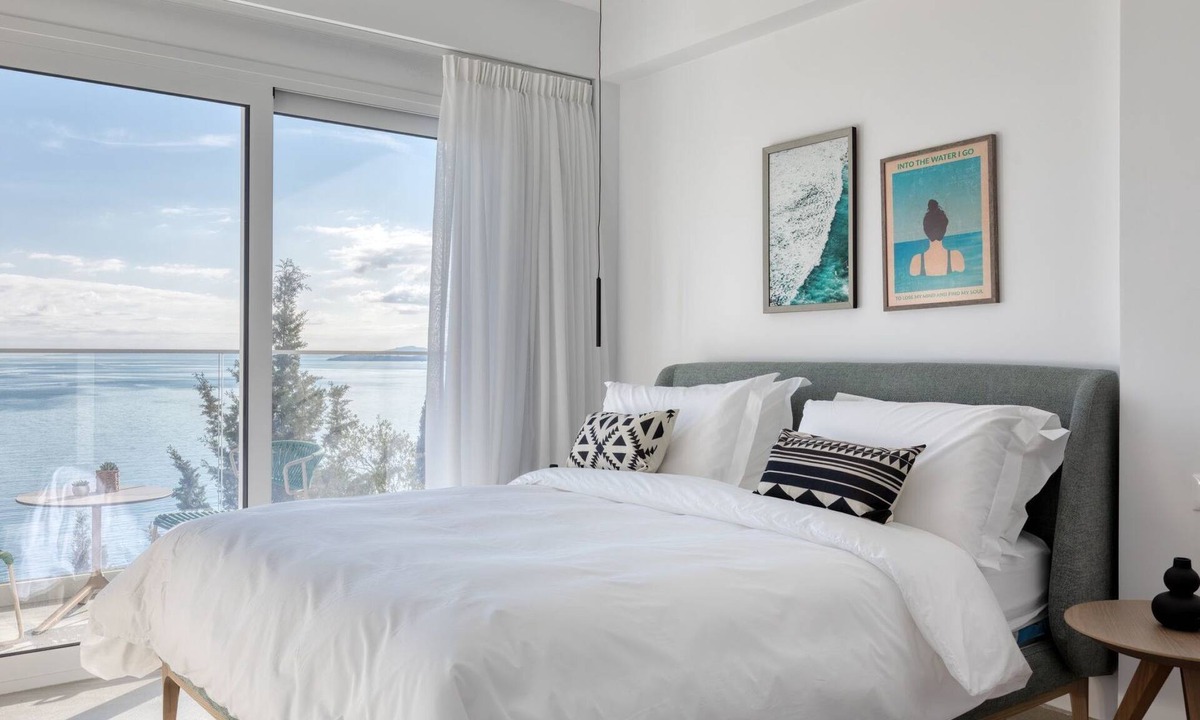 Nisaki Apartment | Luxuriöse Wohnung mit Meerblick Stoa Serenity by Interhome