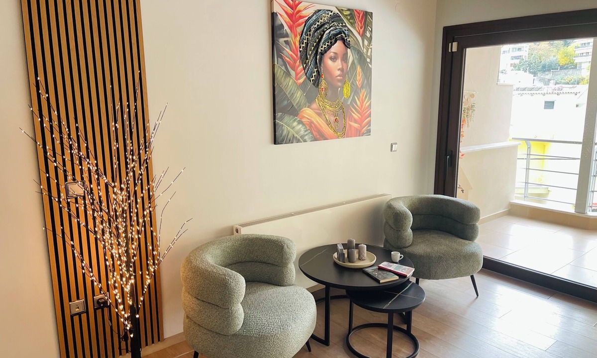 Kavala House | Luxury property in a quiet neighborhood 5' from the sea and 10' from the center!