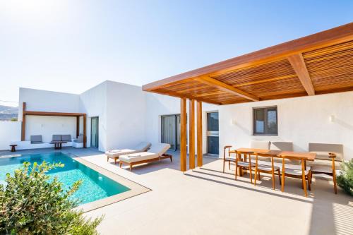 Karpathos Town Villa | Manos Villas