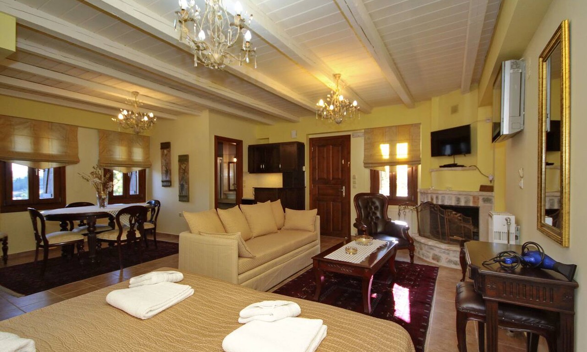 Levidi House | Menalia Villas & Suites