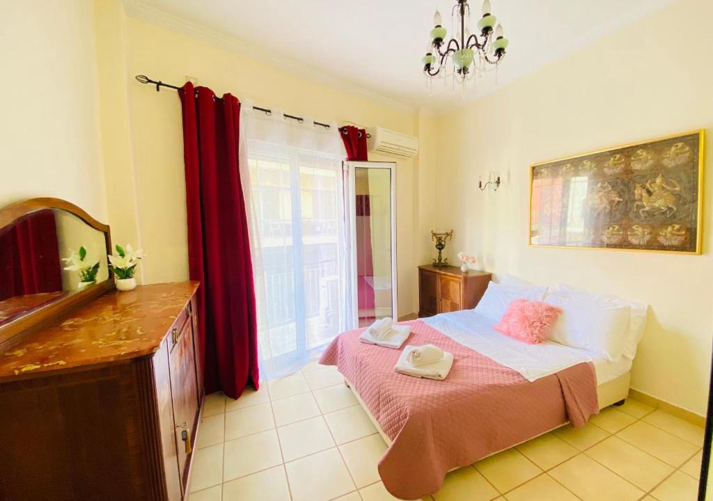 Psirri Apartment | Monastiraki Classy Apartment