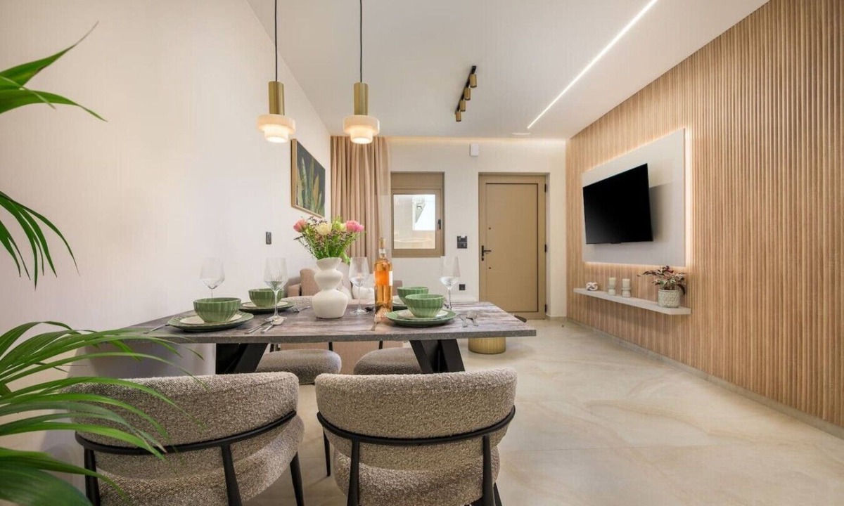 Lambi House | MS Beach Luxury Homes - Manolis