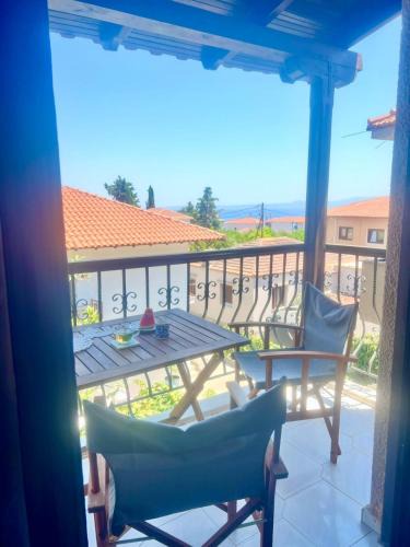 Afytos Apartment | MUSH ROOMs AFYTOS