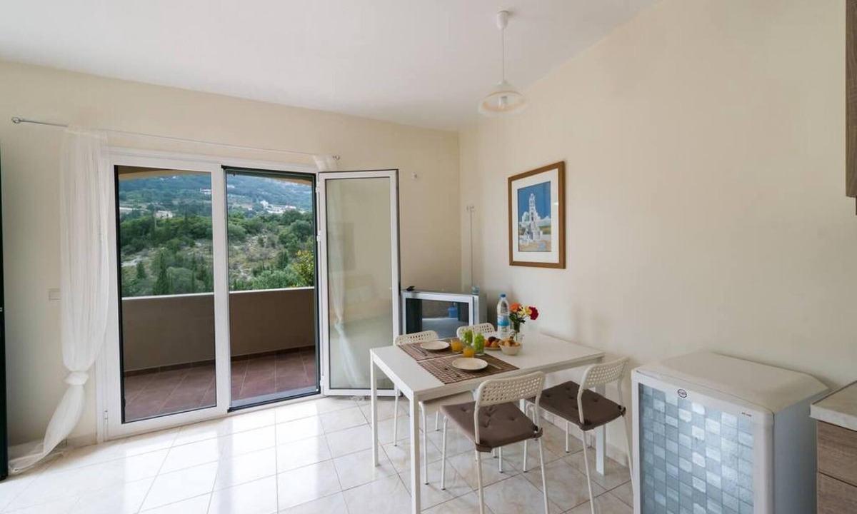 Dhrakata Apartment | Myrtos Cottages Polimnia