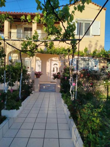 Perama House | Natasha’s home