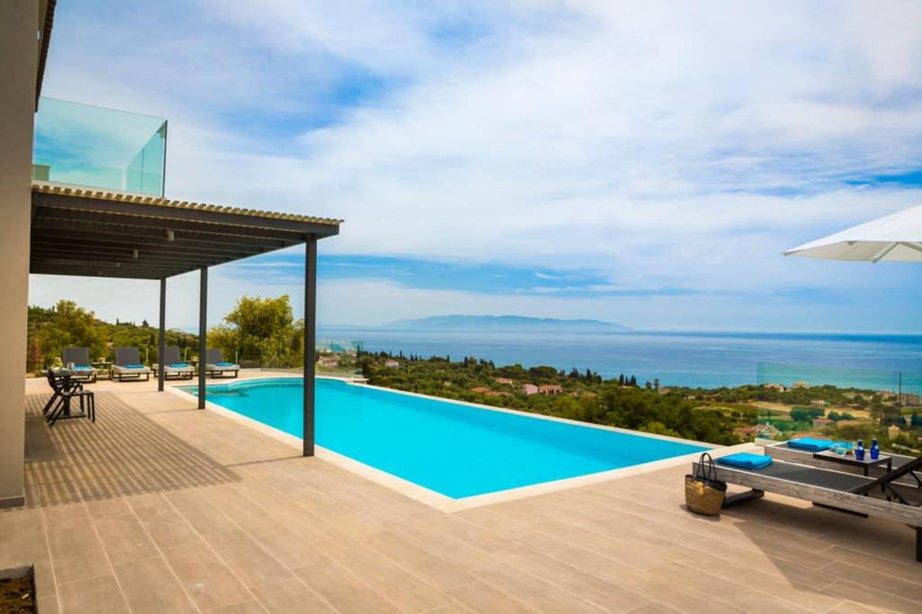 Mousata Villa | New Villa Blue with private pool at Trapezaki