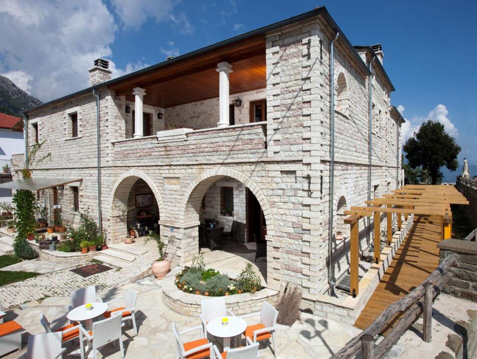 Arta Apartment | Nisista Lodge Mountain View