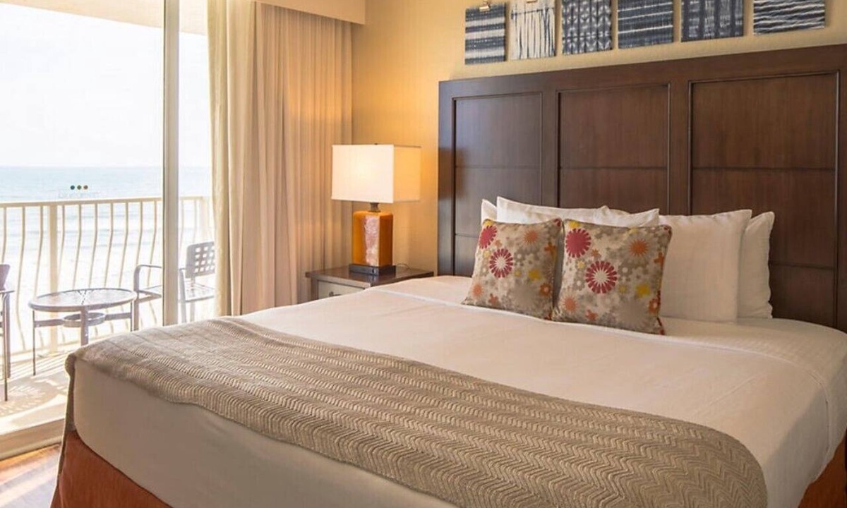 Rosemont Resort | OCEANFRONT Casa Del Mar Resort, near Daytona limited Ocean view, balconies