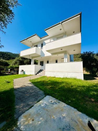 Golden Beach Villa | Olive Deluxe Villa Golden beach