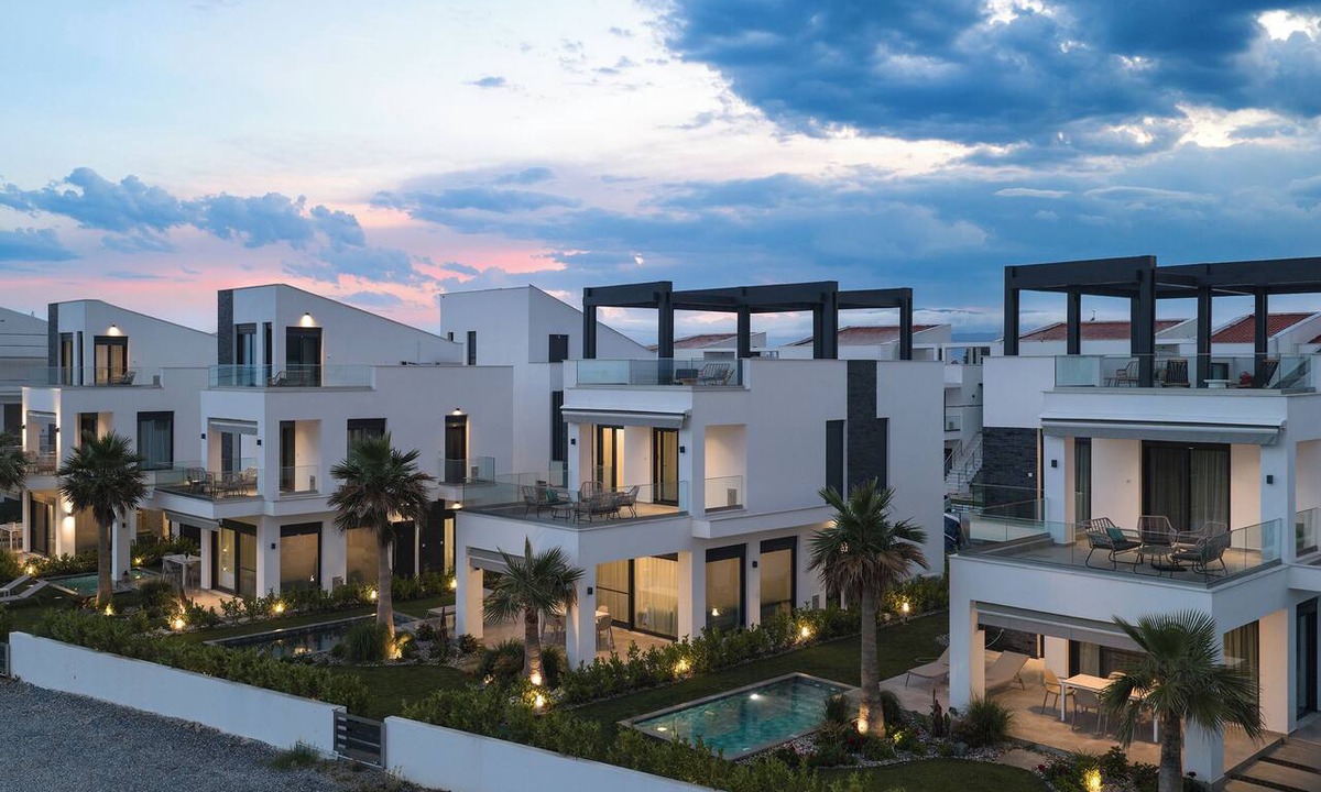 Paralia Ofryniou Villa | Olympiada -Three Bedroom Villa with Private Pool and Rooftop