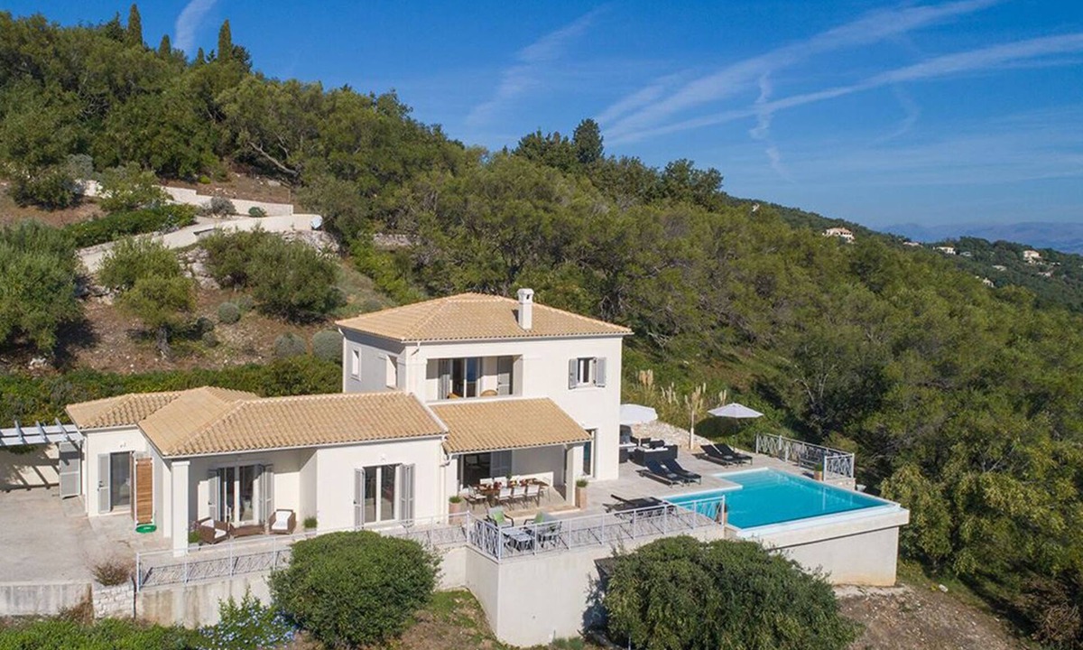 Agios Stefanos Villa | Omolos House - Five Bedroom Villa, Sleeps 10
