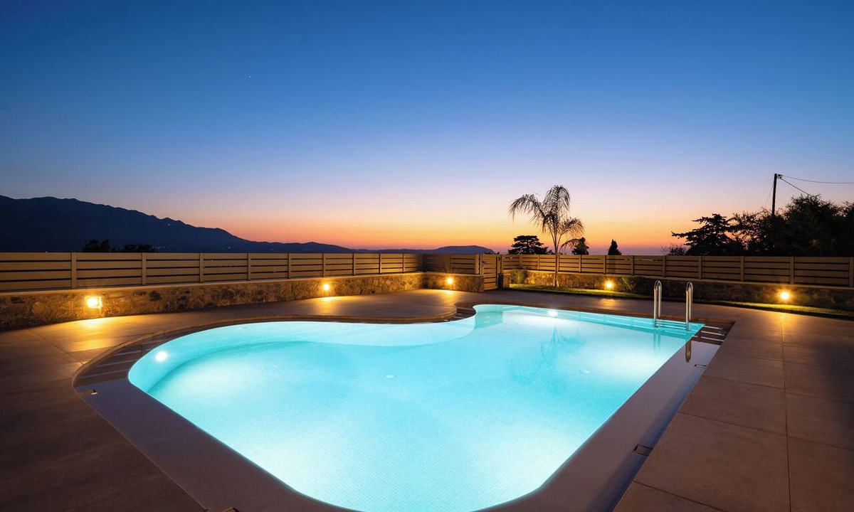 Kefalas House | Peaceful Luxury Villa with Private Pool See View and Mountain View