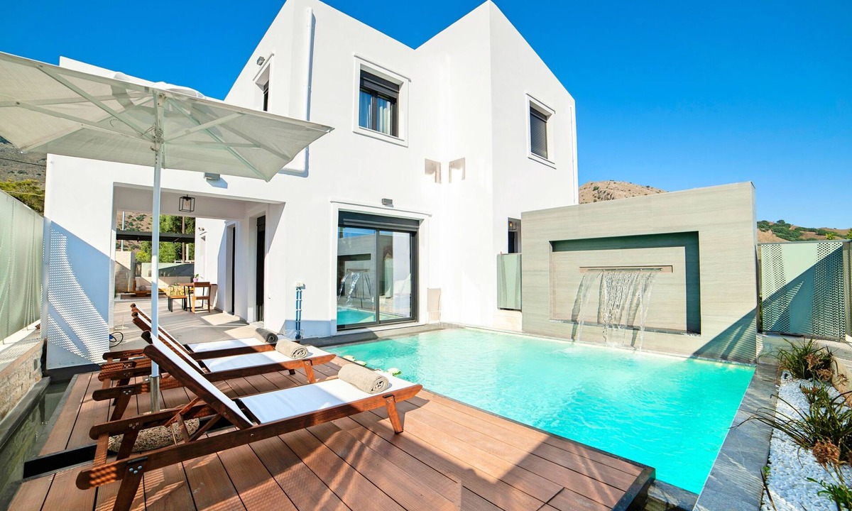 Georgioupolis Villa | Perla Nera | Heated Pool