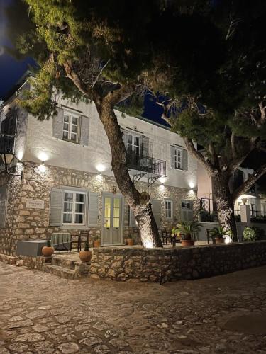 idhra House | Piteoussa