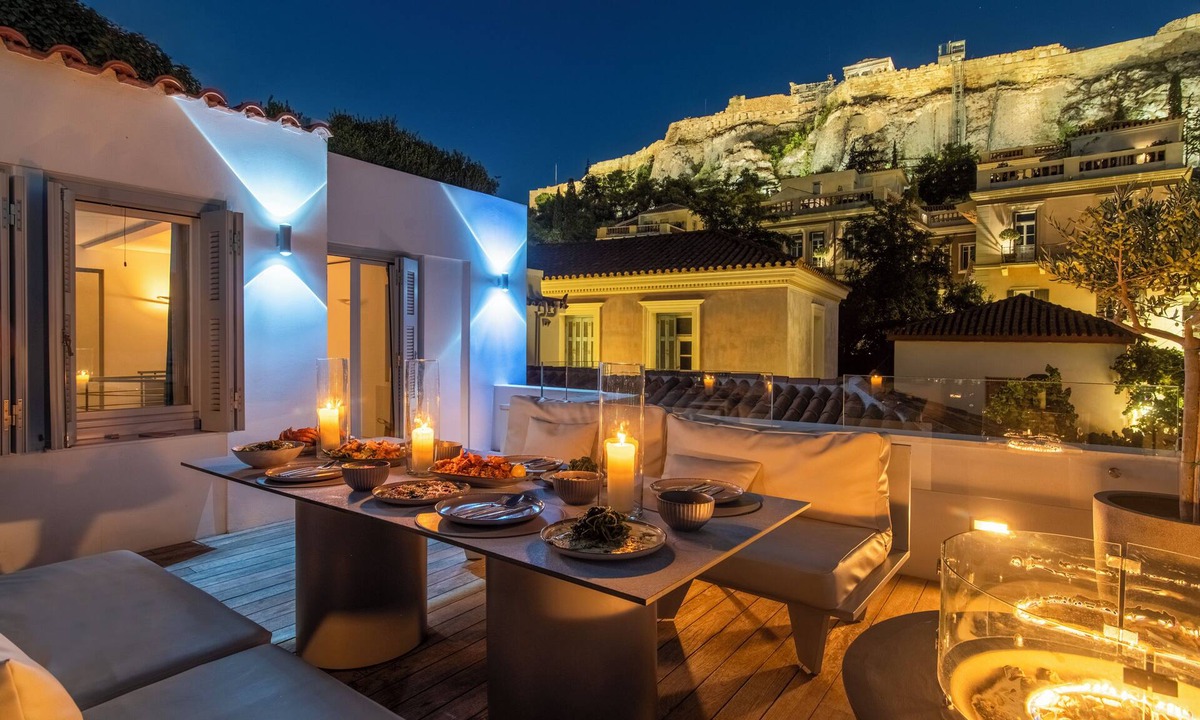 Plaka House | Plaka Villa Epic Acropolis Views