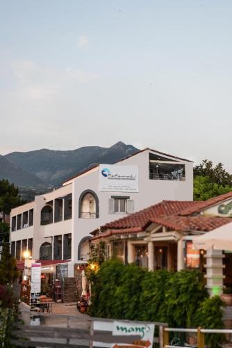 Stoupa Apartment | Potamaki Studios & Apartments