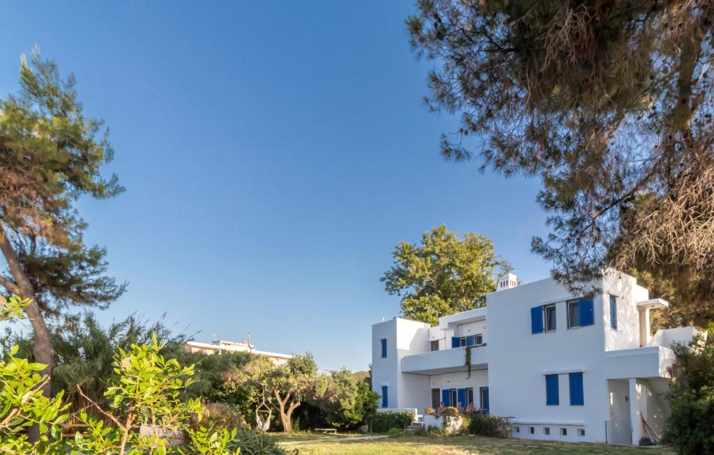 Pefkochori House | PROPERSTAY 102 - Jade by the Sea Villa