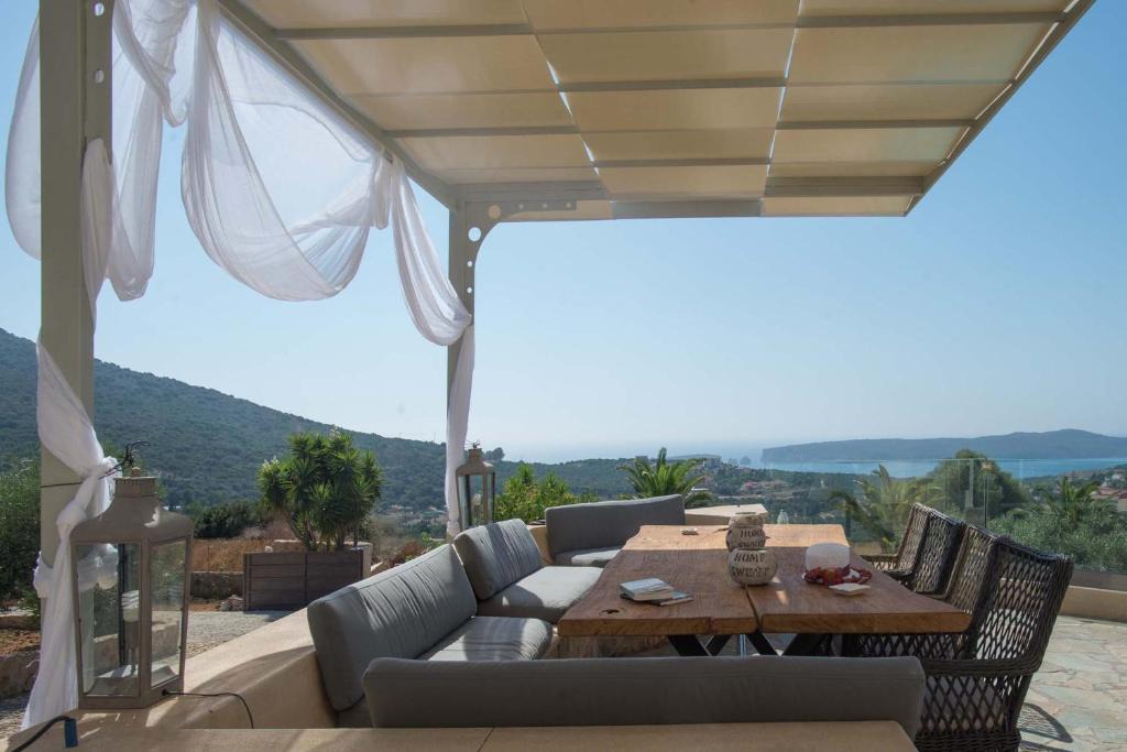 Pylos Villa | PyleanBlue villas