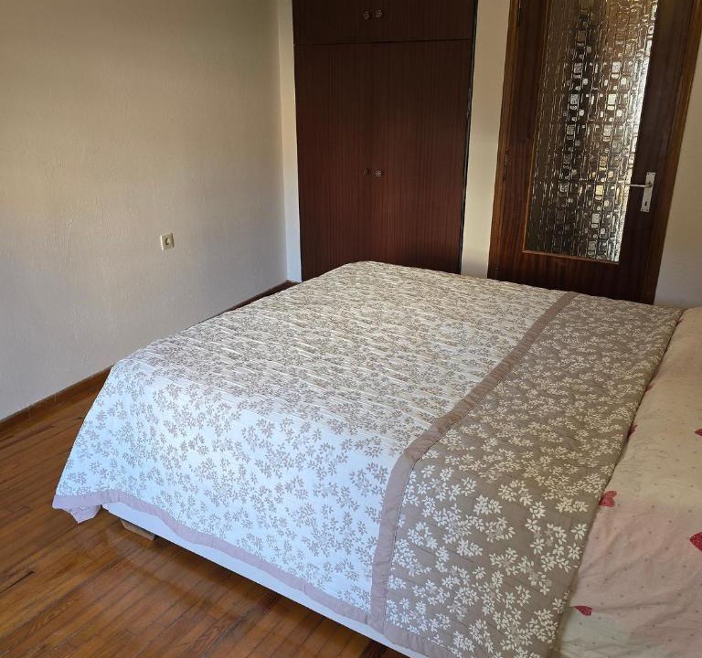 Florina Apartment | Quiet Room
