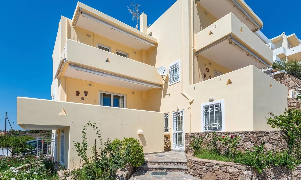 Lavreotiki Villa | R 1324 Villa Barite (7 bedroom)