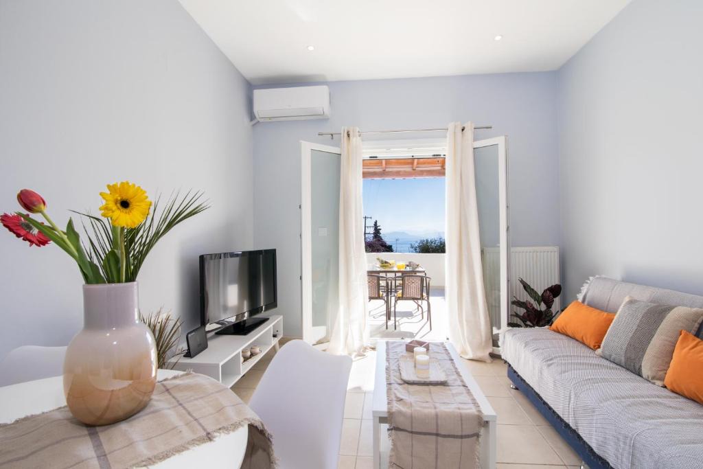 Dafnata House | R&C Corfiot house