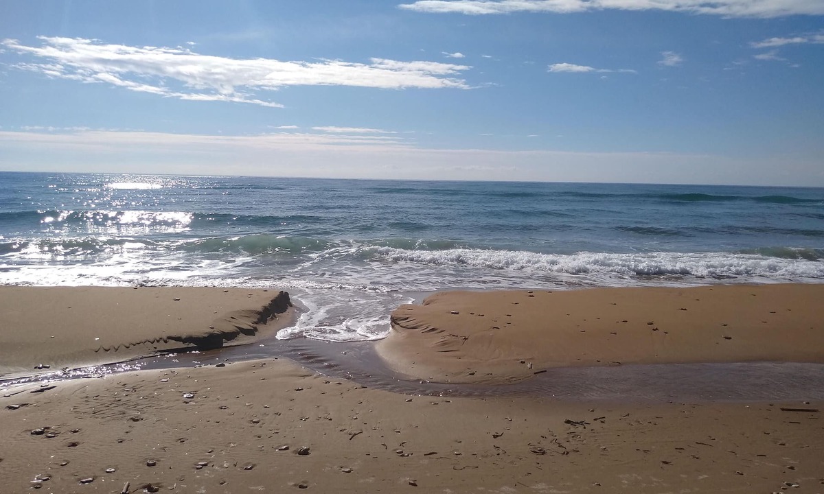 Ag. Georgios House | RIGHT by the SEA Beautiful Holiday Apartment - for 2 or 3 people