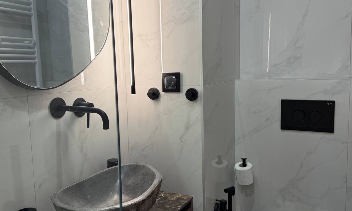 Ierapetra House | RO | Refined Relaxation | Private Courtyard with Jacuzzi