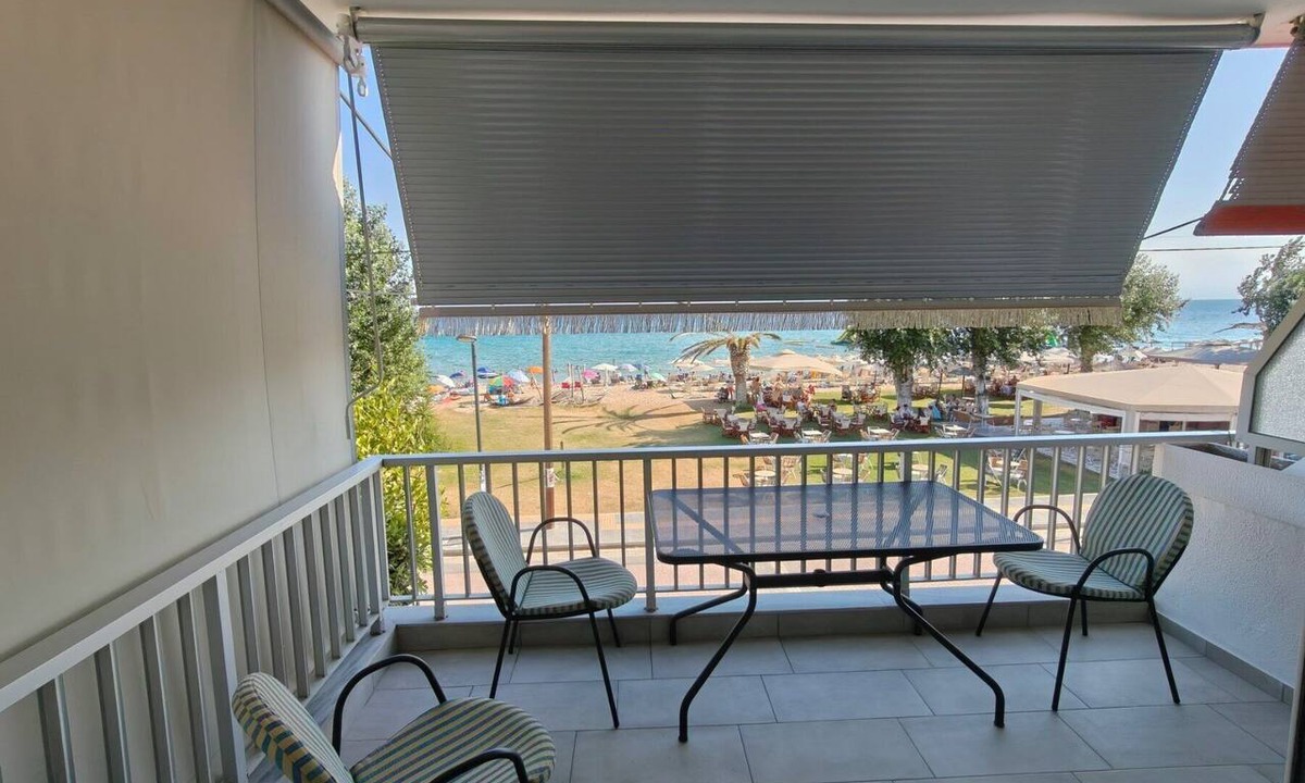 Flogita Apartment | Sea You First