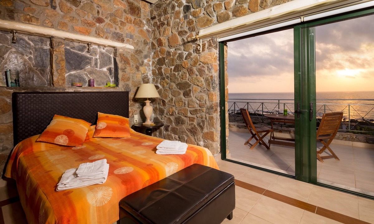 Livadia Villa | Seaview Villa with Private Pool, just 20 min for Elafonissi