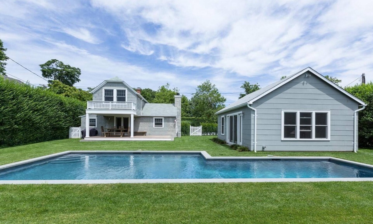 Village of Southampton House | SH Village - Close to town, beach, and 1st tee U.S. Open Golf