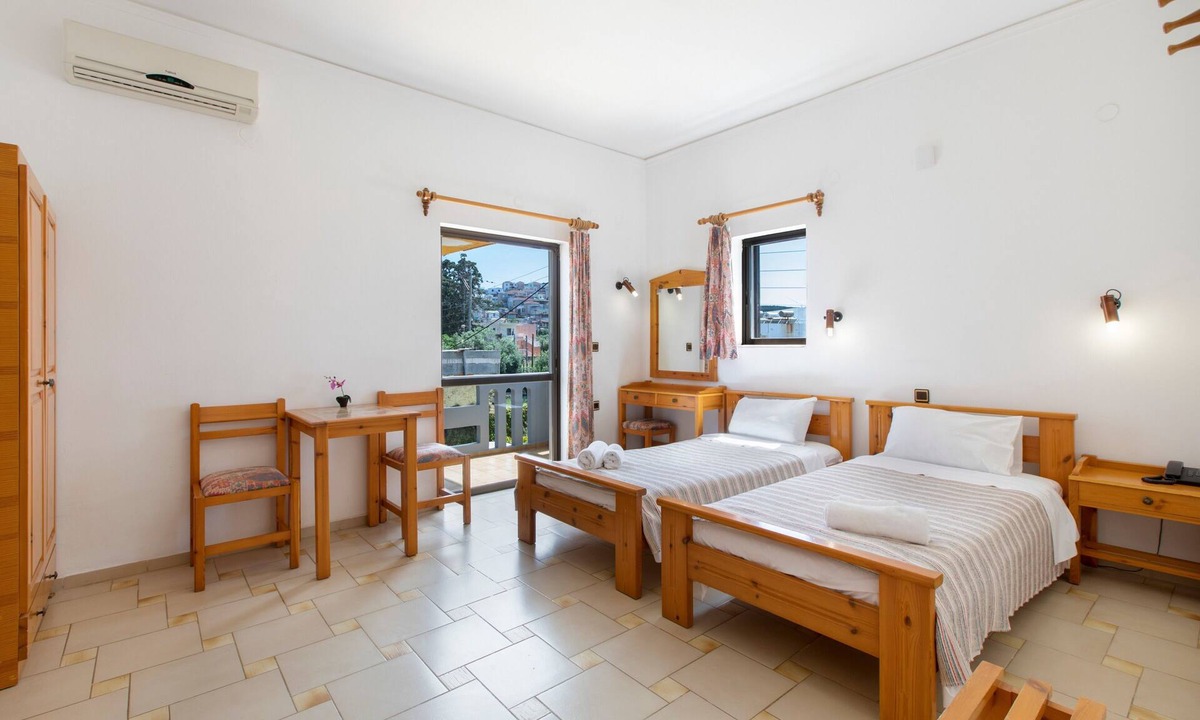Agia Marina Apartment | Studio Apartment 'Popi Budget 2 Adults' with Mountain View, Wi-Fi and Air Conditioning
